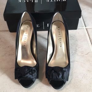 Black Satin Evening Pumps, Size 7.5